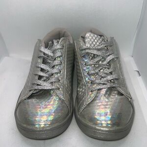 Girls Silver Holographic Lace‎ Up Low Top Sneakers Kids Size 4